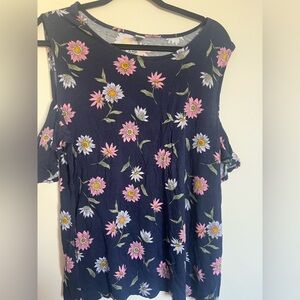 NWOT cold shoulder floral tshirt blouse